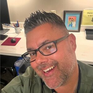 Meet your Posher, Jamus